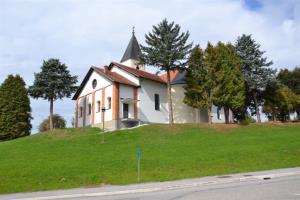 KATOLIŠKA CERKEV KOZMA IN DAMIJANA